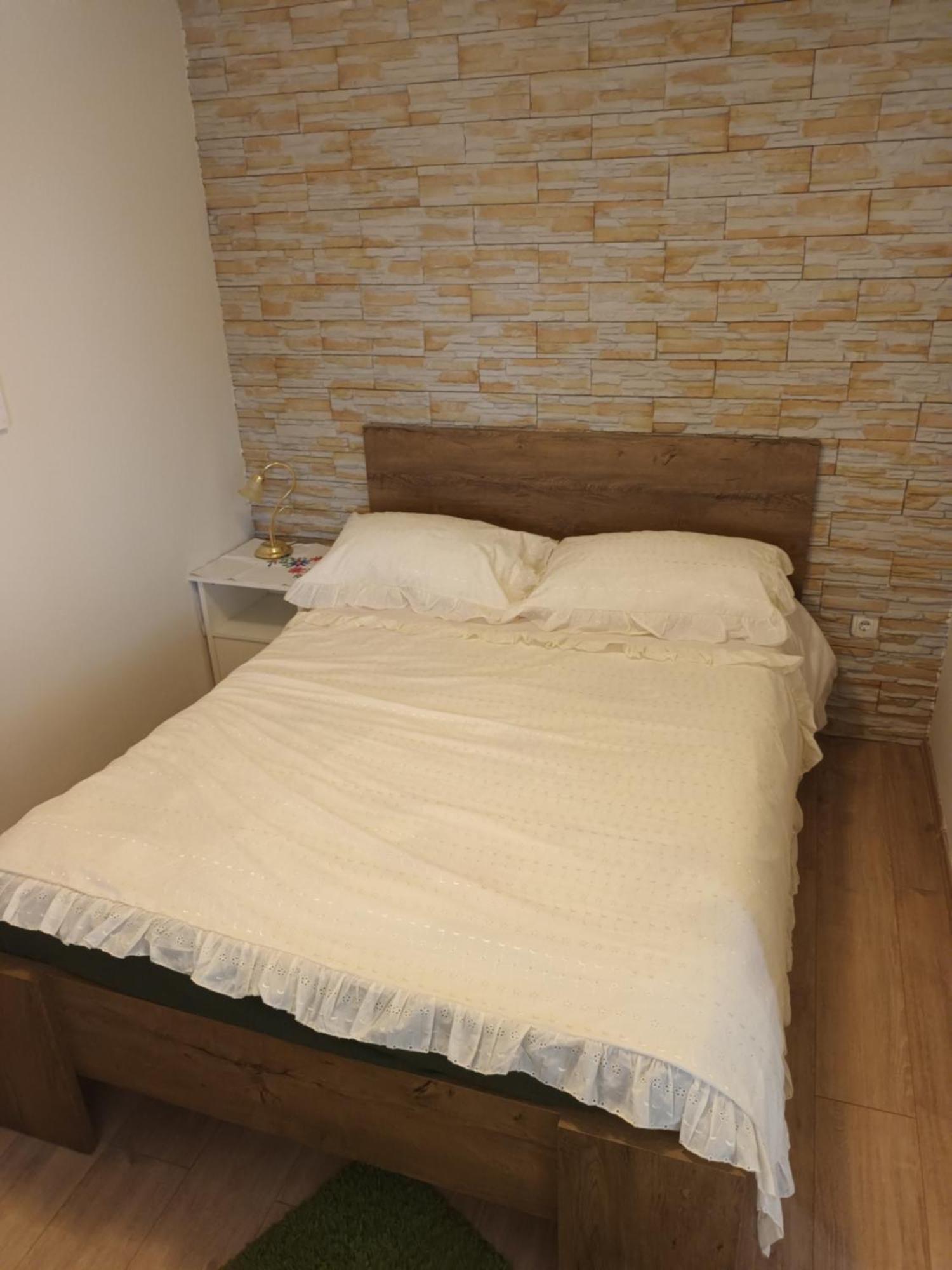 Maro Apartment *