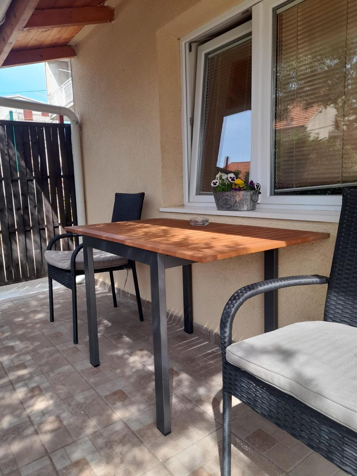 Maro Apartment *